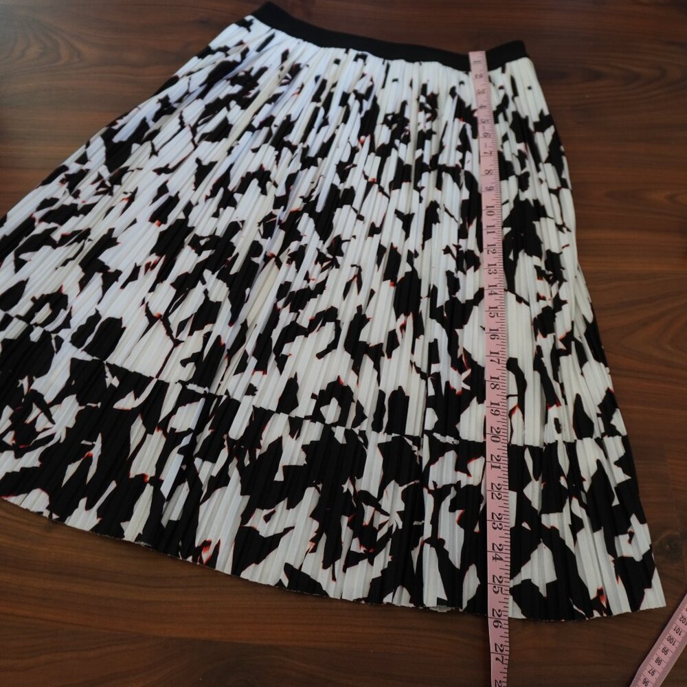 Apt. 9 Skirt Size Medium - image 7
